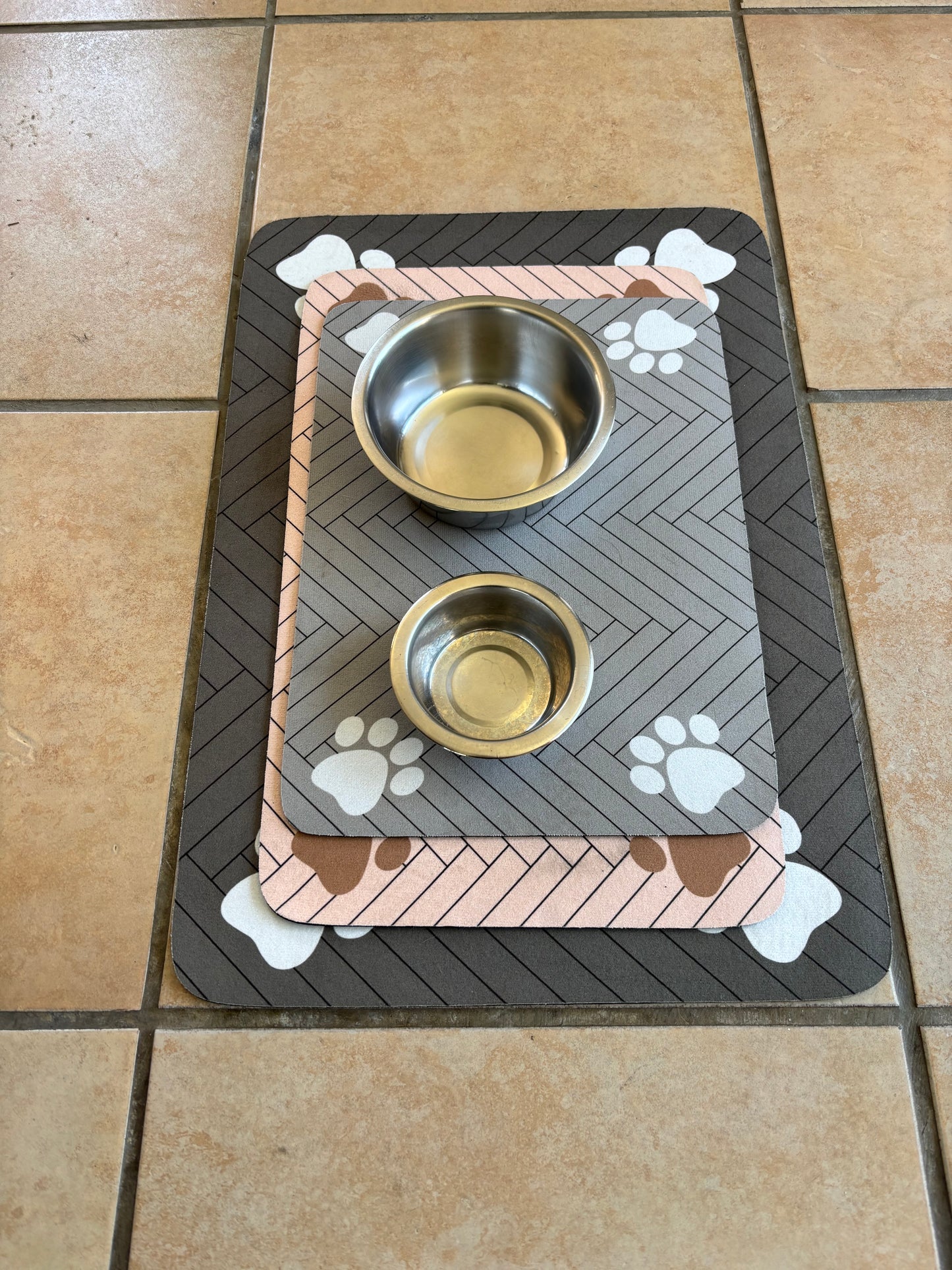 Pet Feeding Mat !