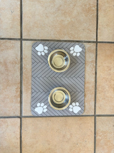 Pet Feeding Mat !