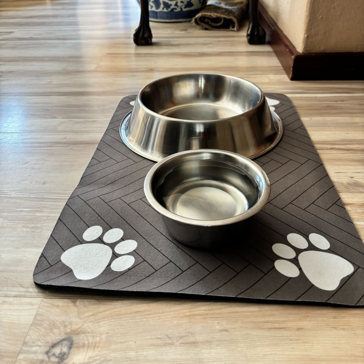 Pet Feeding Mat !