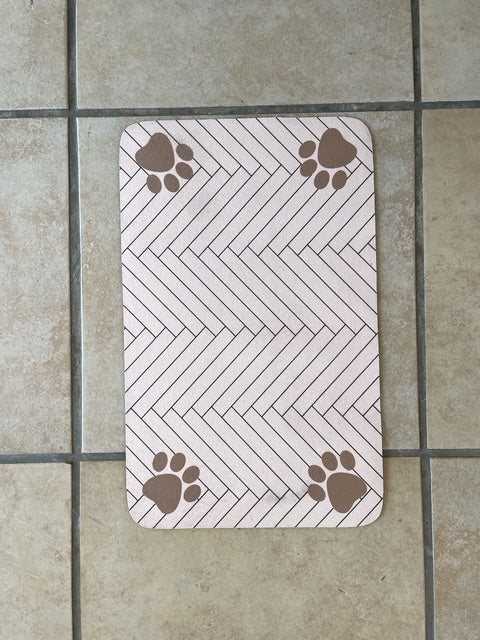Pet Feeding Mat !