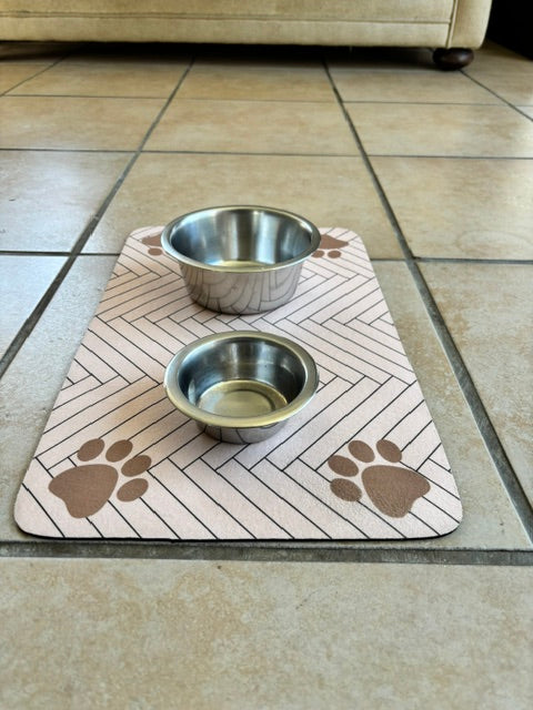 Pet Feeding Mat !